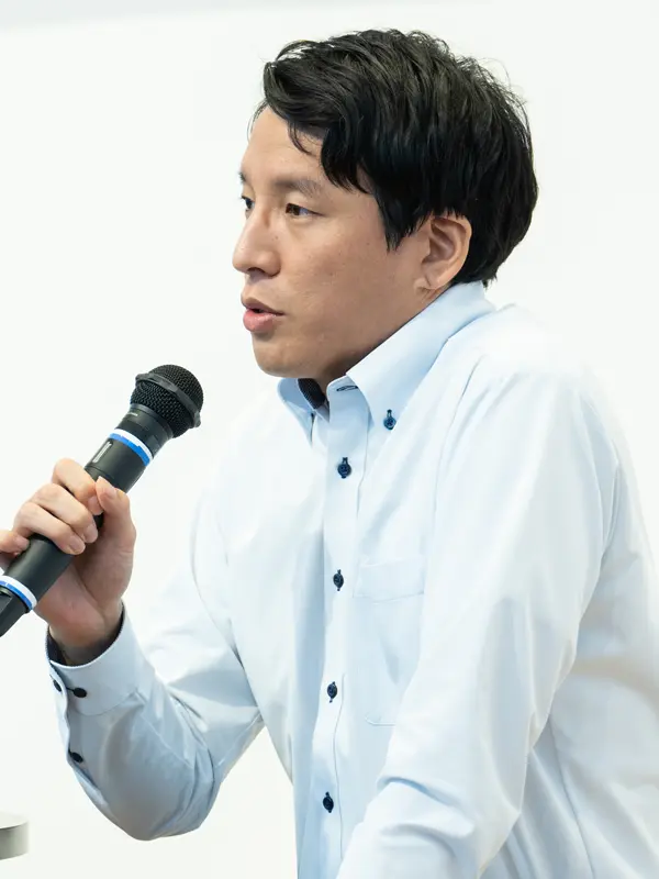 金 剛洙氏の写真