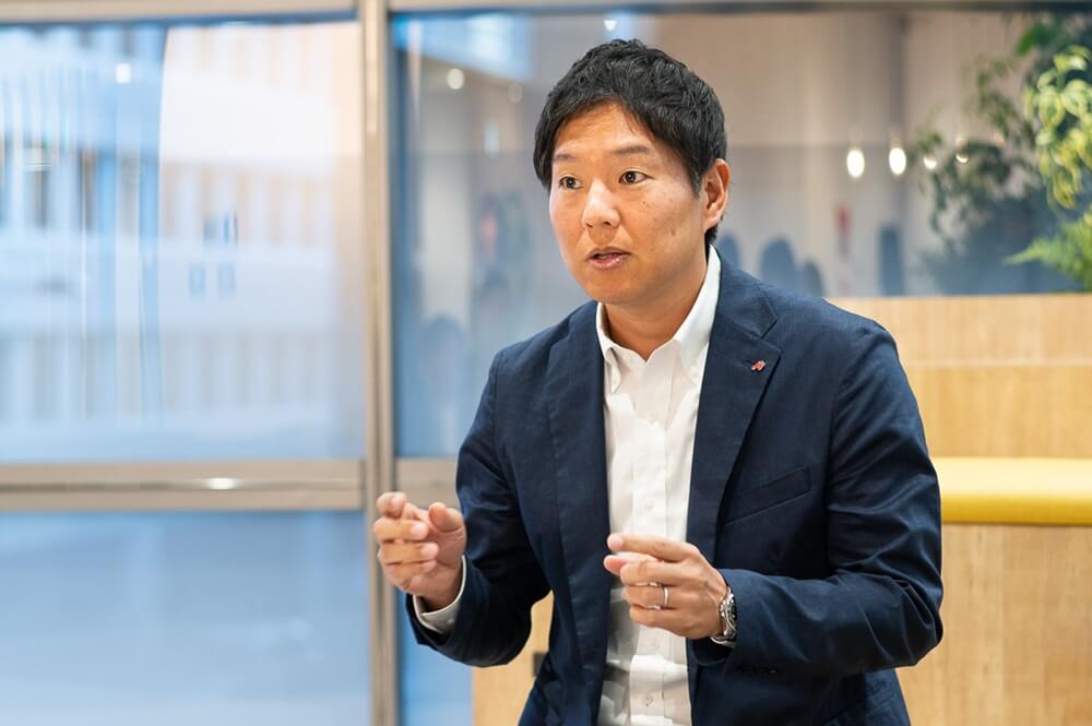 コーポレート本部 人事部 グローバル企画グループ 兼 キャリア開発グループ シニアマネージャー 目黒 淳様