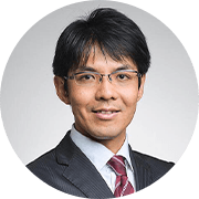 内田 圭亮