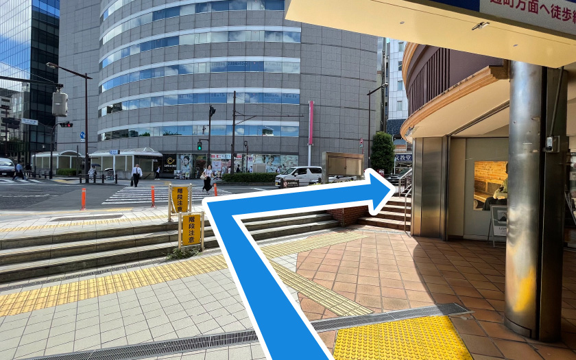 市ヶ谷駅~東京校への道順3