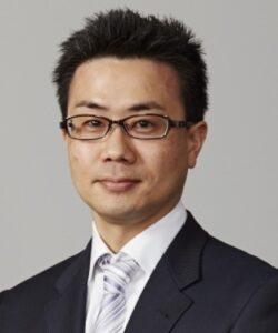 足立 好幸 Adachi Yoshiyuki