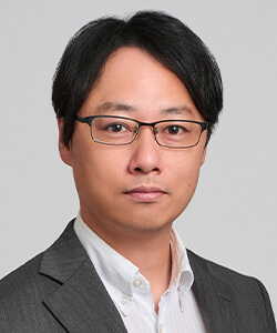亀井 康晴 Kamei Yasuharu