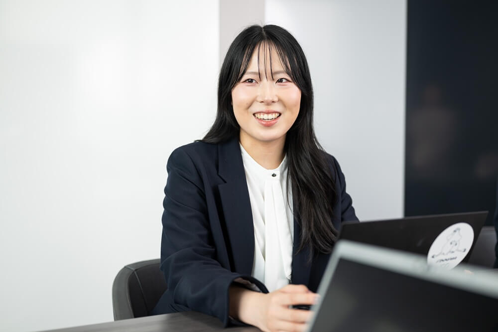 ソリューション営業本部 東京支社 田替 香菜子様